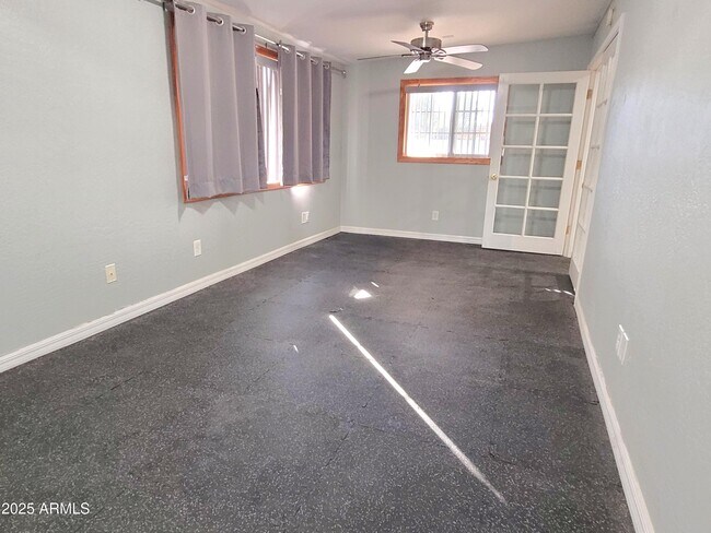 Building Photo - 2129 W Tyson St