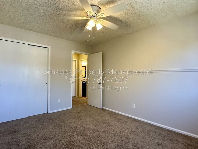 Building Photo - 965 Piros Dr