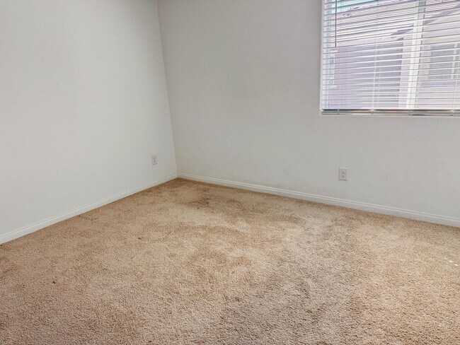 Building Photo - Semi-Furnished 3-bedroom, 2.5-bath townhouse For Rent