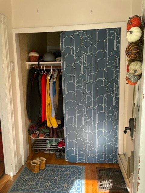 Building Photo - 25 W Kidder St