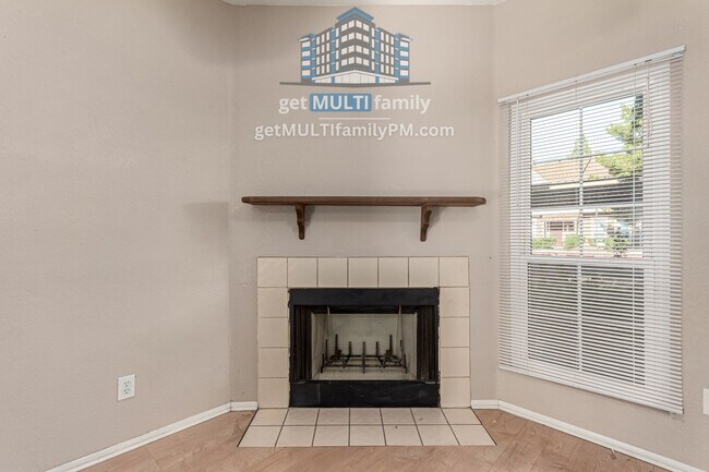 Building Photo - 18818 N 34th Dr
