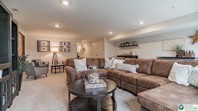 Building Photo - 1103 Meadowlark Dr