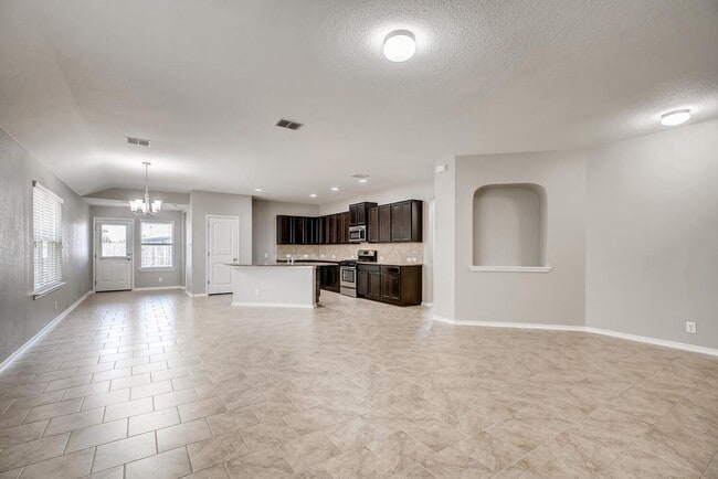 Building Photo - 4 bedroom home in Kallison Ranch! Move In ...