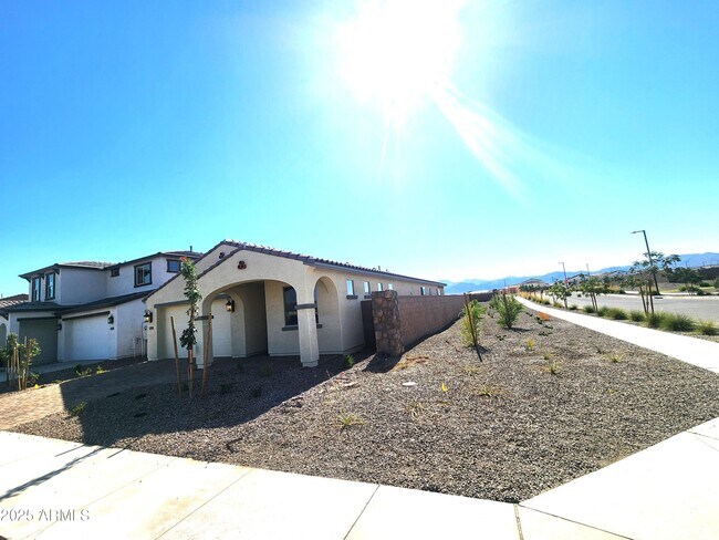 Building Photo - 11214 N 168th Dr