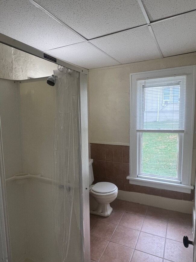 Building Photo - Studio with Bathroom Located Downtown - AL...