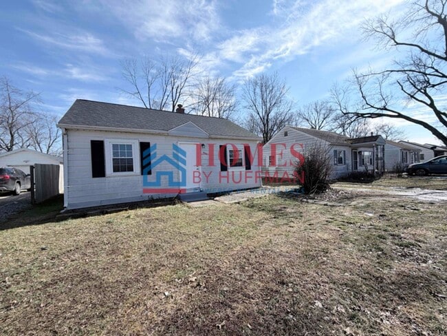 Building Photo - Two Bedroom House