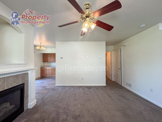 Building Photo - 5940 W Port Pl