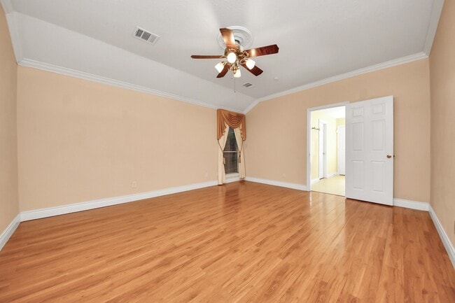 Building Photo - 5618 Painted Trail Dr