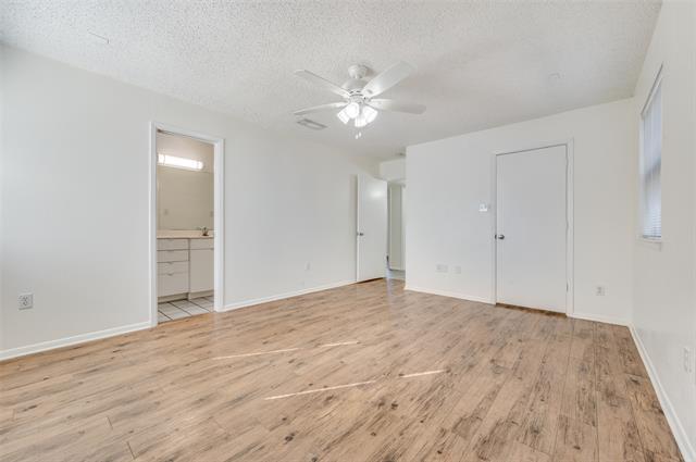 Building Photo - 3624 High Bluff Dr