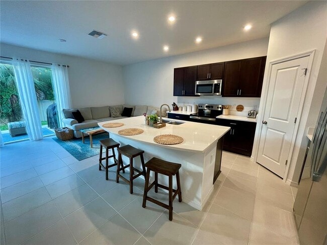 Building Photo - 6417 Fairmont Ln