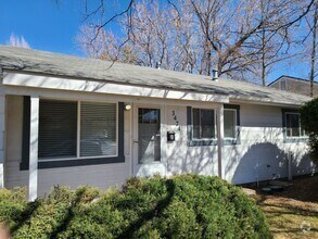 Building Photo - Charming 3BR House in University Hills