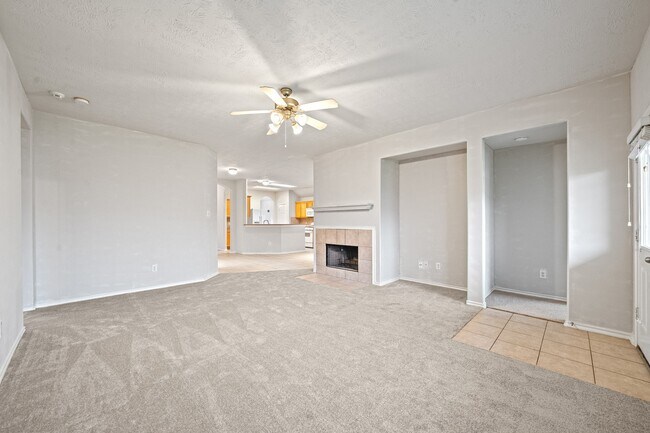 Building Photo - 6423 Bonnie Chase Ln