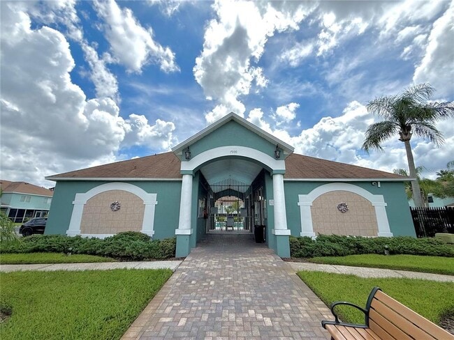 Building Photo - 2037 Fluorshire Dr