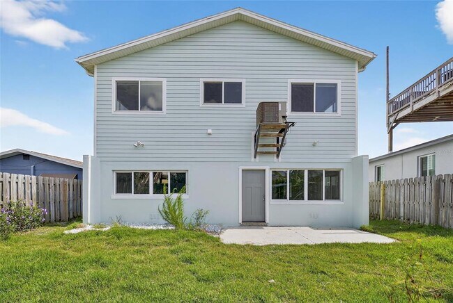 Building Photo - 775 182nd Ave E