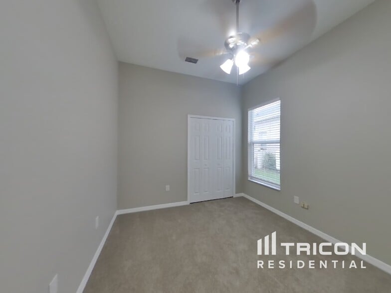 Building Photo - 18708 Forest Glen Ct