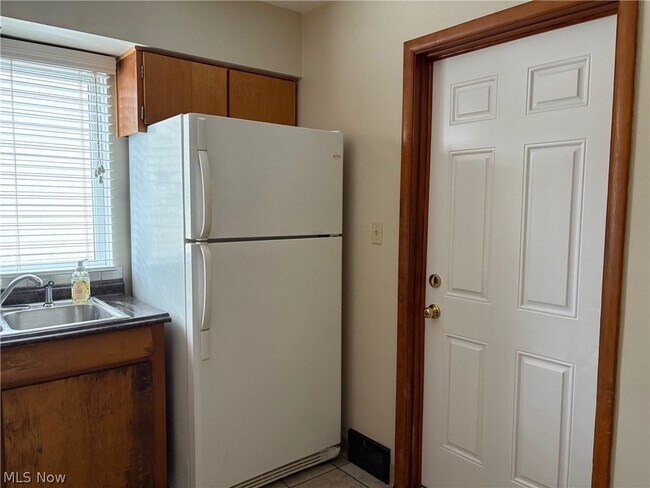 Building Photo - 1771 Tanglewood Dr