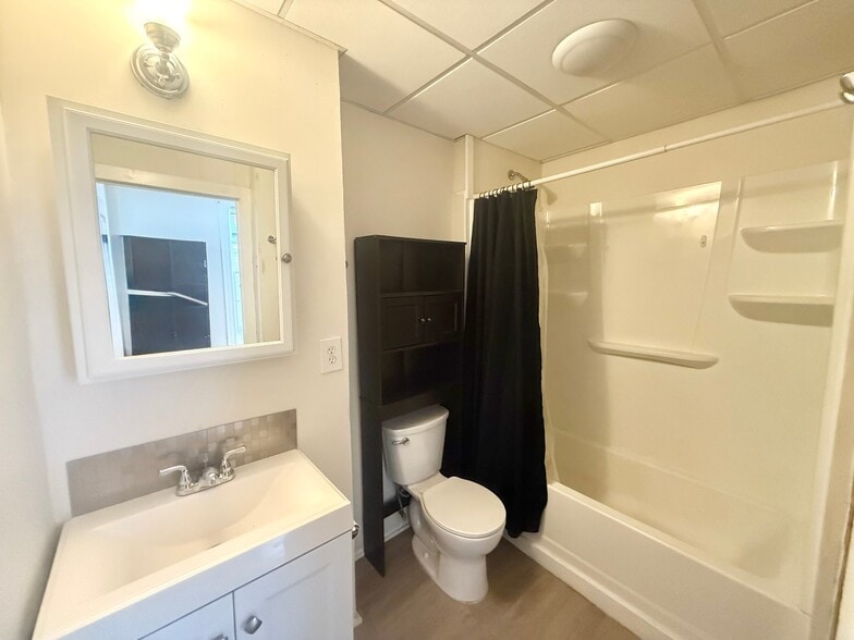 Building Photo - 149 2nd Ave