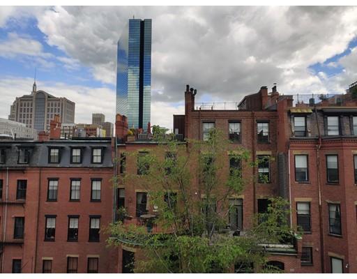 Building Photo - 146 Marlborough St