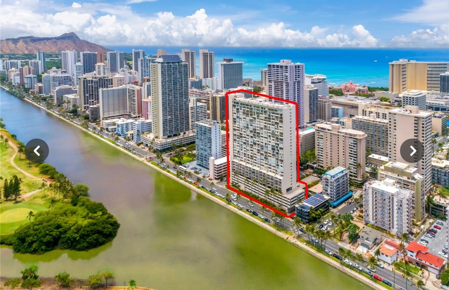 Building Photo - 2211 Ala Wai Blvd