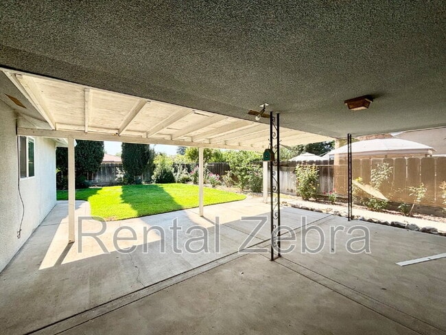 Building Photo - 646 Grambling Ct