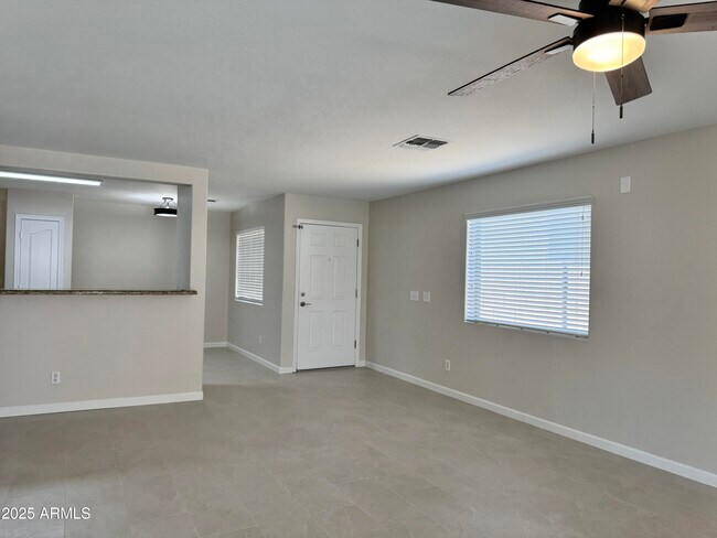 Building Photo - 45008 Miramar Rd