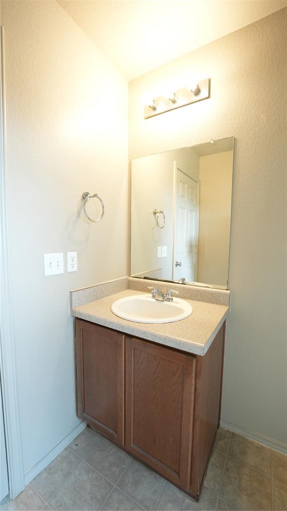 Building Photo - 5705 Knoll Pines Pass