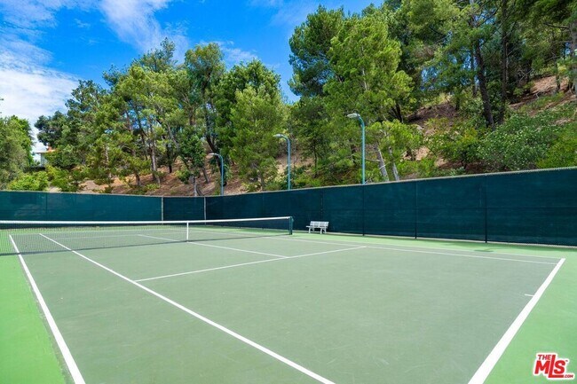 Tennis Courts (Pickle Ball) - 3009 Nicada Dr