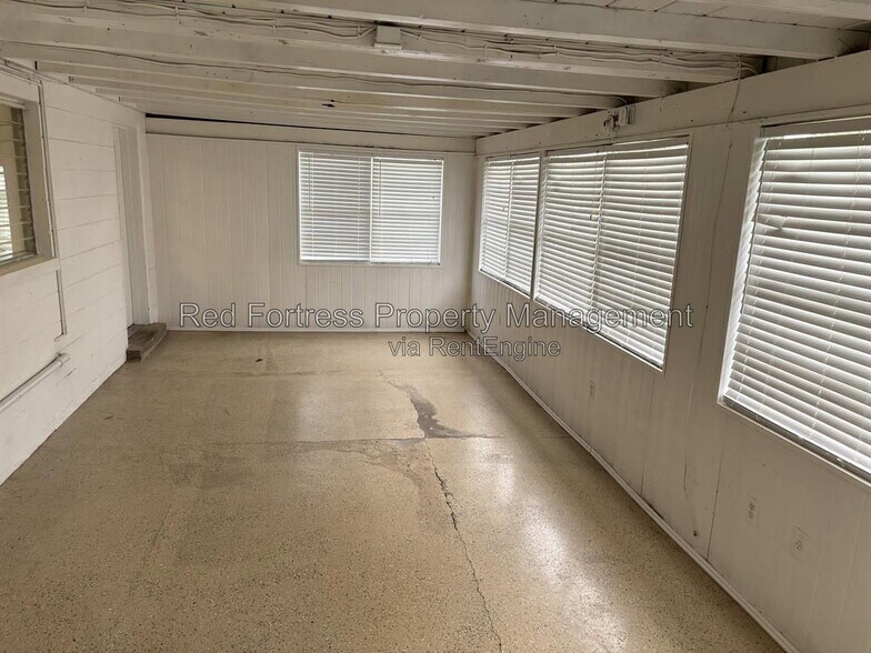 Building Photo - 26515 Angelica Rd