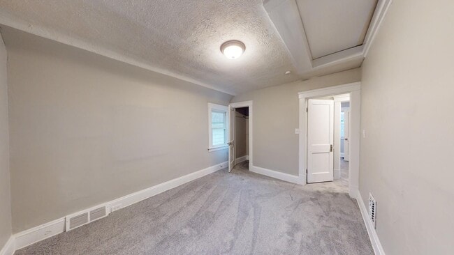 Building Photo - Brooklyn Centre neighborhood - 3  bedroom/...