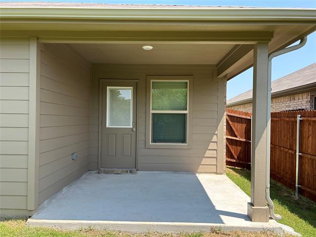 Building Photo - 108 Piping Rock Dr