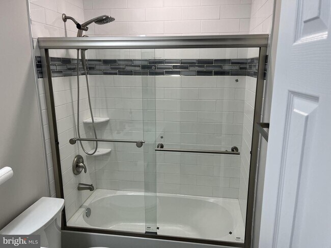 Building Photo - 2016 Headlands Cir