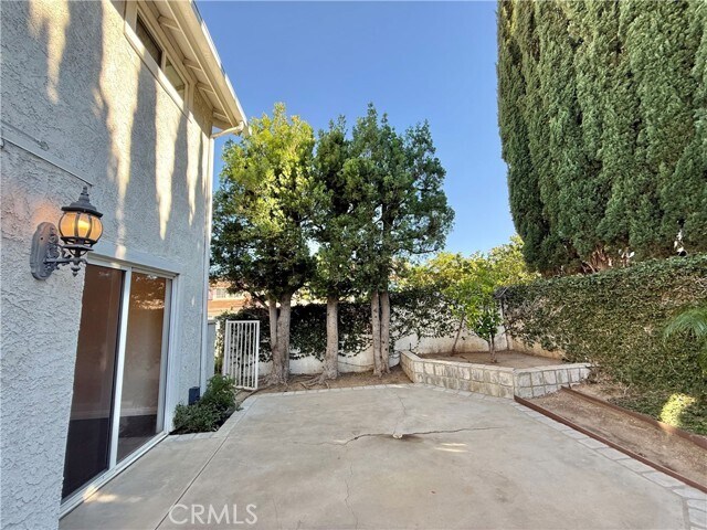 Building Photo - 19624 Crystal Hills Dr