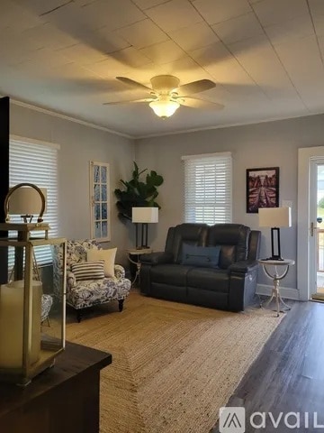 Building Photo - 295 Thirteenth St