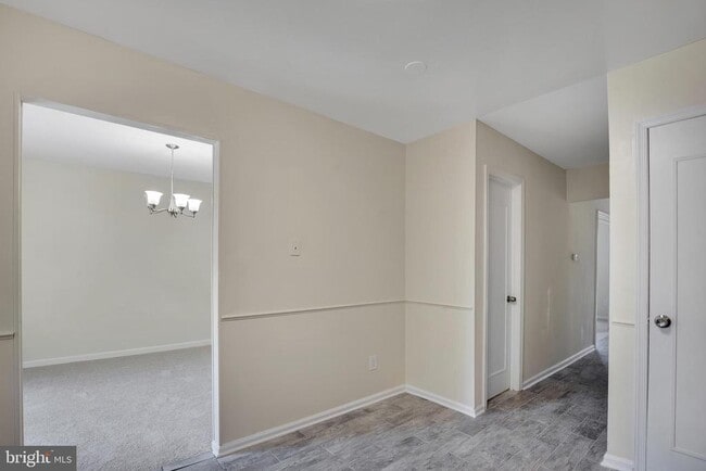 Building Photo - 8529 Lakinhurst Ln