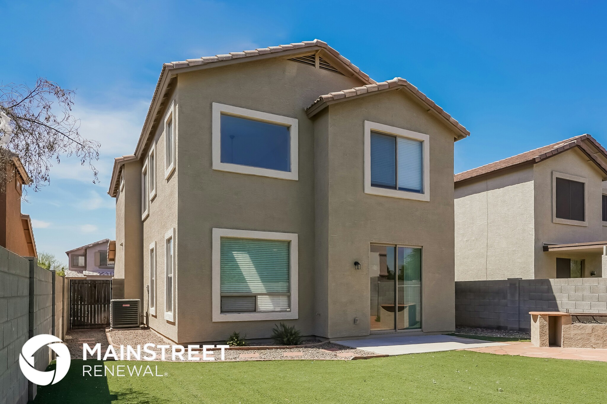 Building Photo - 11430 W Yuma St