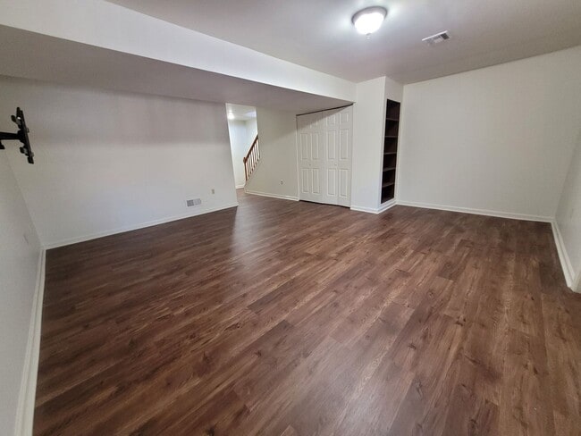 Building Photo - Ephrata Townhome 3 bed 1.5 bath