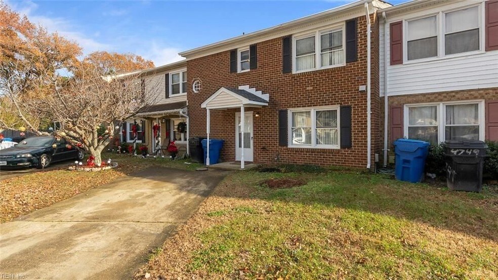 Building Photo - 4751 Old Hickory Rd