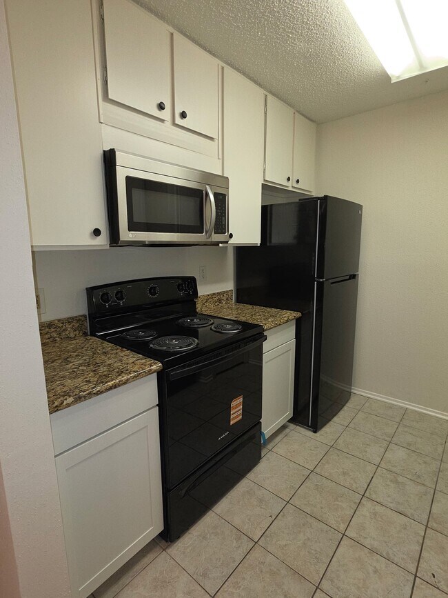 Building Photo - 7900 N Stadium Dr