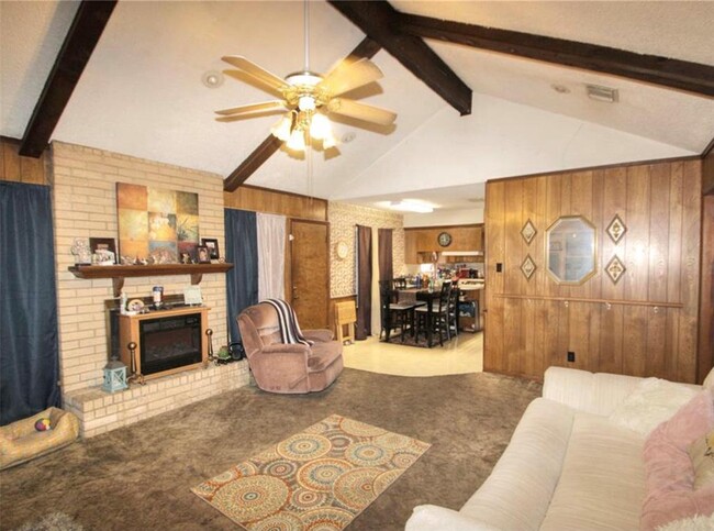 Building Photo - 13730 Oleoke Ln