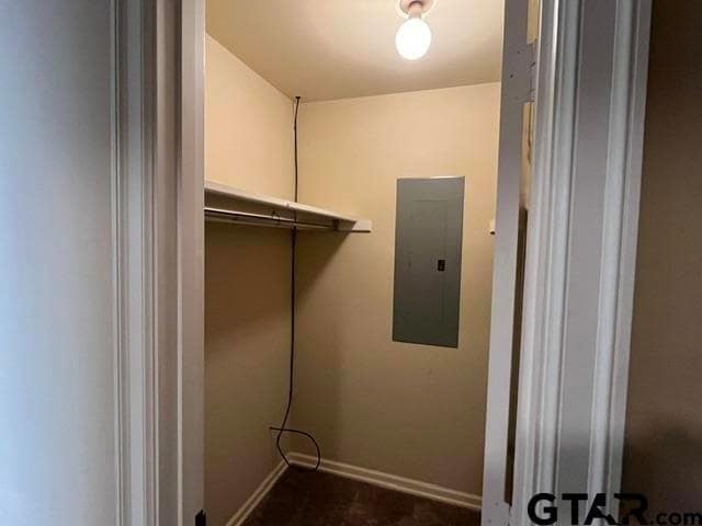 Building Photo - 418 Woodland Hills Dr