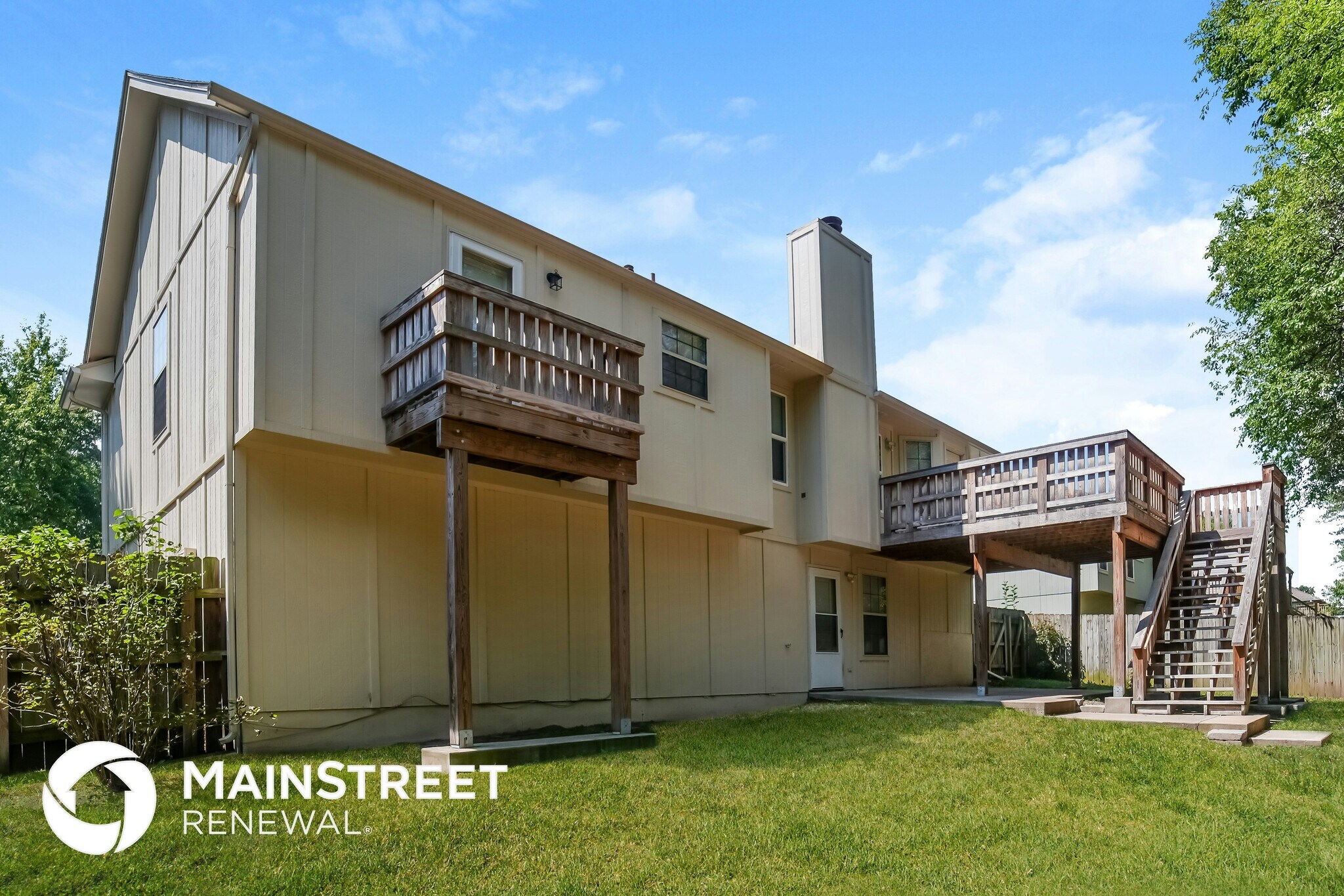 Building Photo - 1108 Park Dr