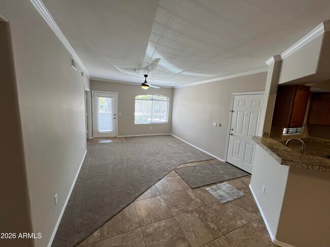 Building Photo - 15095 N Thompson Peak Pkwy
