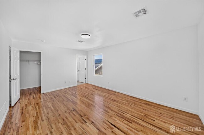 Building Photo - 138 Pershing Ave