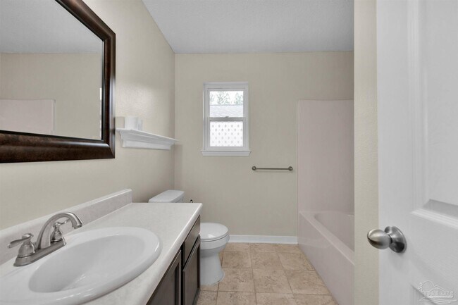 Building Photo - 9033 Bluebay Ln