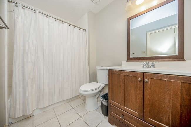 Building Photo - 13211 Rosstown Dr