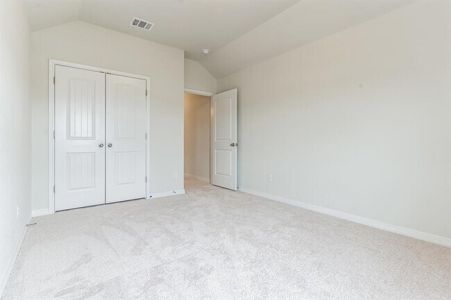 Building Photo - 4425 Shady Hl Ln