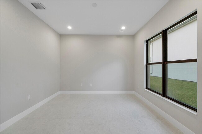 Building Photo - 20119 Pacific Dunes Dr