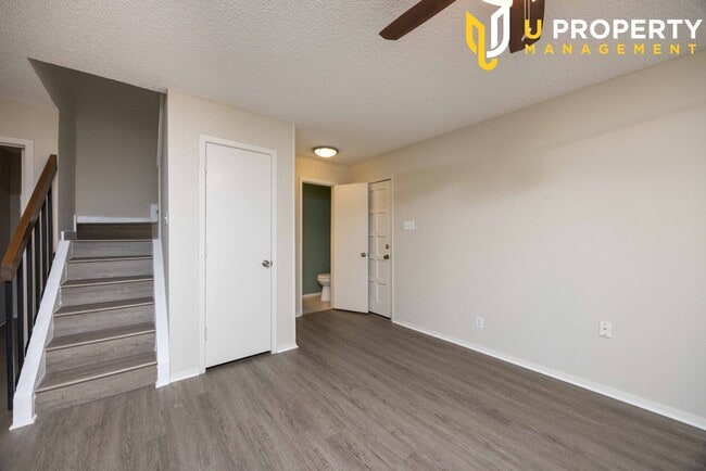 Building Photo - Updated Condo with New Vinyl Flooring & Ne...