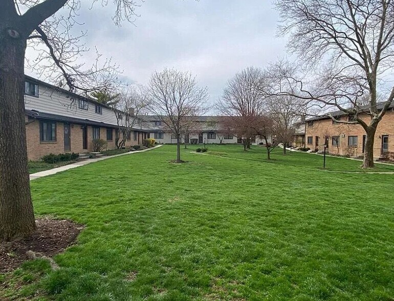 Yard - 4819 Middletowne St