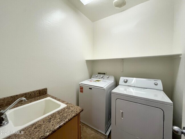 Building Photo - 17269 W Morning Glory St